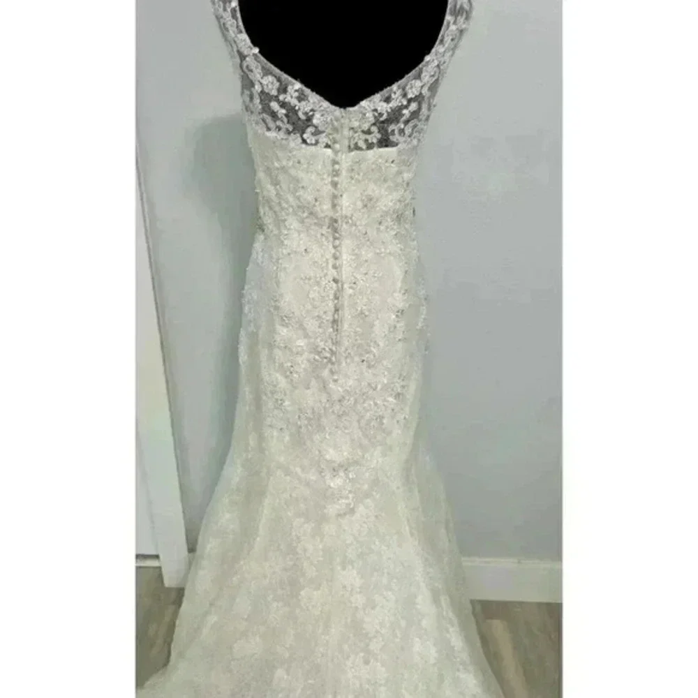 Elegant Lace Wedding Dress V Neck Beaded Sash Trumpet‎ Silhouette sz 4-6